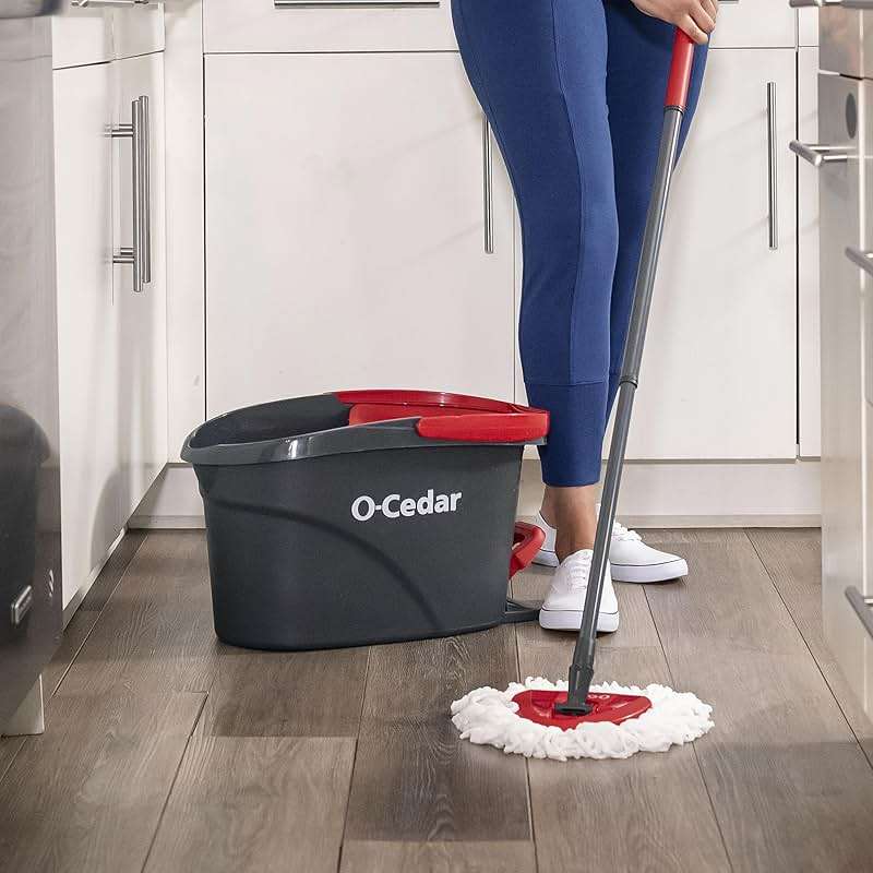 O-Cedar Easywring Microfiber Spin Mop & Bucket Floor Cleaning System + 3 Extra Refills (4 Refills Included) - Image 13