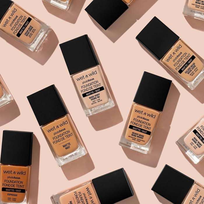 wet n wild Photo Focus Matte Liquid Foundation Soft Beige, Vegan & Cruelty-Free - Image 7
