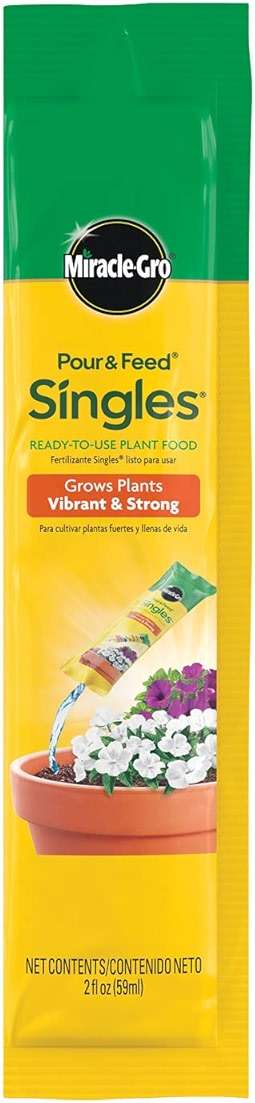 Miracle-Gro Pour & Feed Singles Ready-To-Use Liquid Plant Food - Pre-Measured Liquid Plant Fertilizer for Potted Plants, 2 oz. Singles - Image 1
