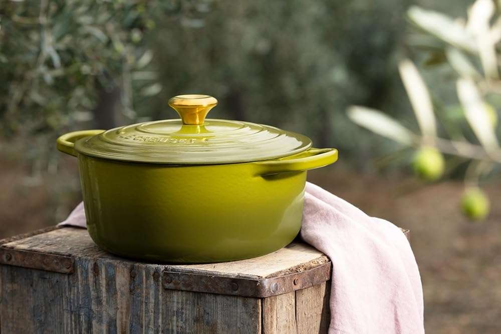 Le Creuset Signature Gold Knob, Large - Image 2