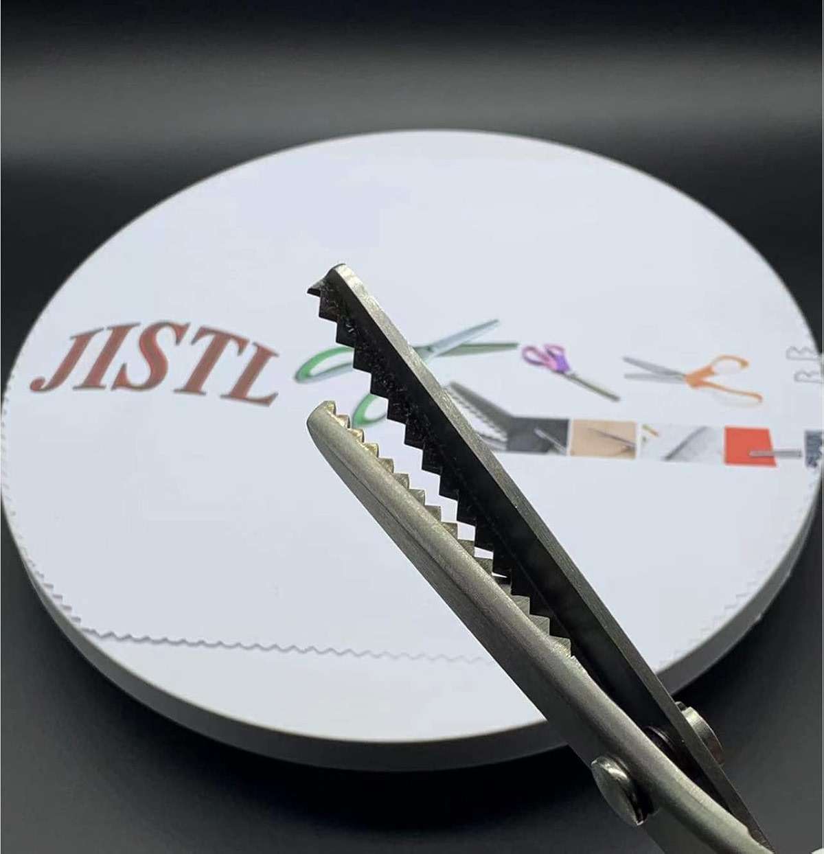 JISTL Green Pinking Shears Comfort Grips Crafts Zig Zag Cut Sewing Scissors,Professional Handheld Dressmaking - Image 6