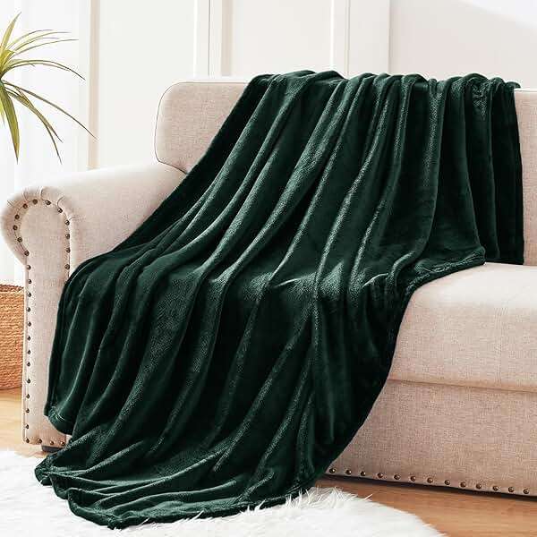 Exclusivo Mezcla Fleece Throw XL Blanket for Couch, Sofa, Super Soft and Warm Forest Green Blankets, All Season, Cozy, Plush, Lightweight, 50x70 Inches - Image 5