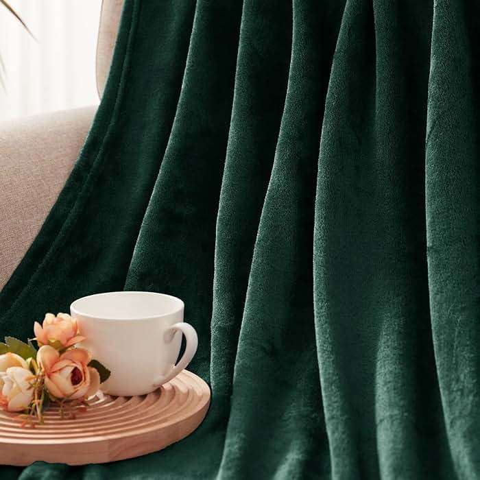 Exclusivo Mezcla Fleece Throw XL Blanket for Couch, Sofa, Super Soft and Warm Forest Green Blankets, All Season, Cozy, Plush, Lightweight, 50x70 Inches - Image 8