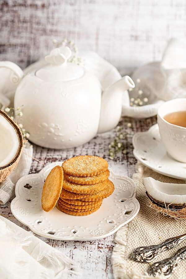 Mandy's Cookie Thins, Crispy Coconut Flavor, 4.6 Oz, Pack of 6, 42 Cookies, Light & Crispy, Made with Real Coconut, Halal - Image 3