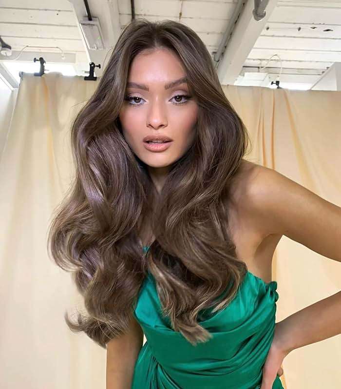 COLOR WOW STYLE ON STEROIDS Texturizing Spray – Achieve Instant Sexy Volume and Texture | Non-Sticky & Moisturizing - Image 4