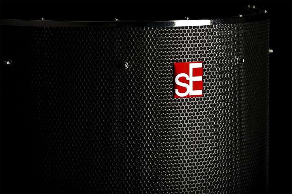 SE ELECTRONICS RF Pro Black Reflexion Filter Microphone Isolation Shield, Portable Vocal Booth for Recording, Podcasting & Voice Over, Pro Sound Isolation Shield with Patented 9 Layer Acoustic Design - Image 5