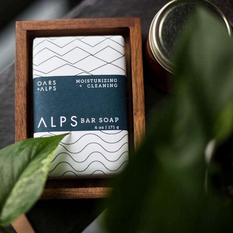 Oars + Alps Exfoliating & Moisturizing Bar Soap for Men, Deep Cleaning Soap, Clean Ingredients, All Skin Types, Shea Butter, Jojoba Oil, 1pk - Image 3