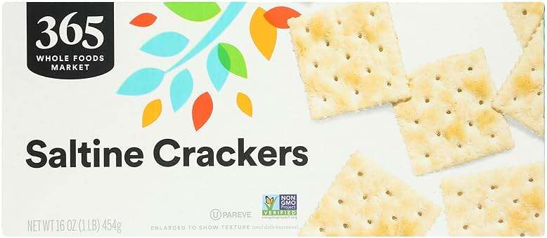 365 by Whole Foods Market, Salted Saltine Crackers, 16 Ounce - Image 3