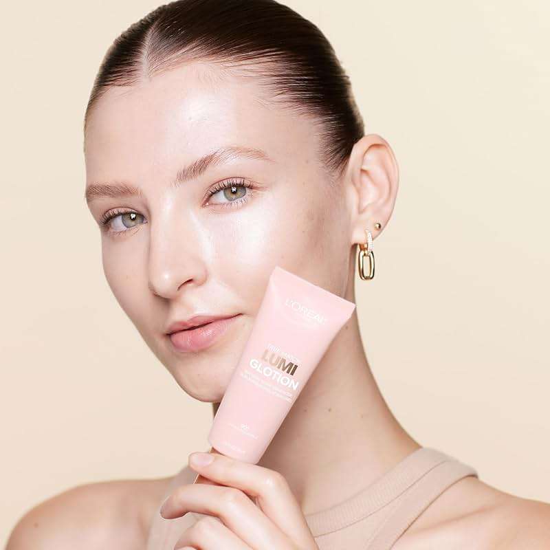 L'Oreal Paris Makeup True Match Lumi Glotion, Natural Glow Enhancer, Illuminator Highlighter, Bronzing Drops For a Sun-Kissed Glow, 901 Fair - Image 7