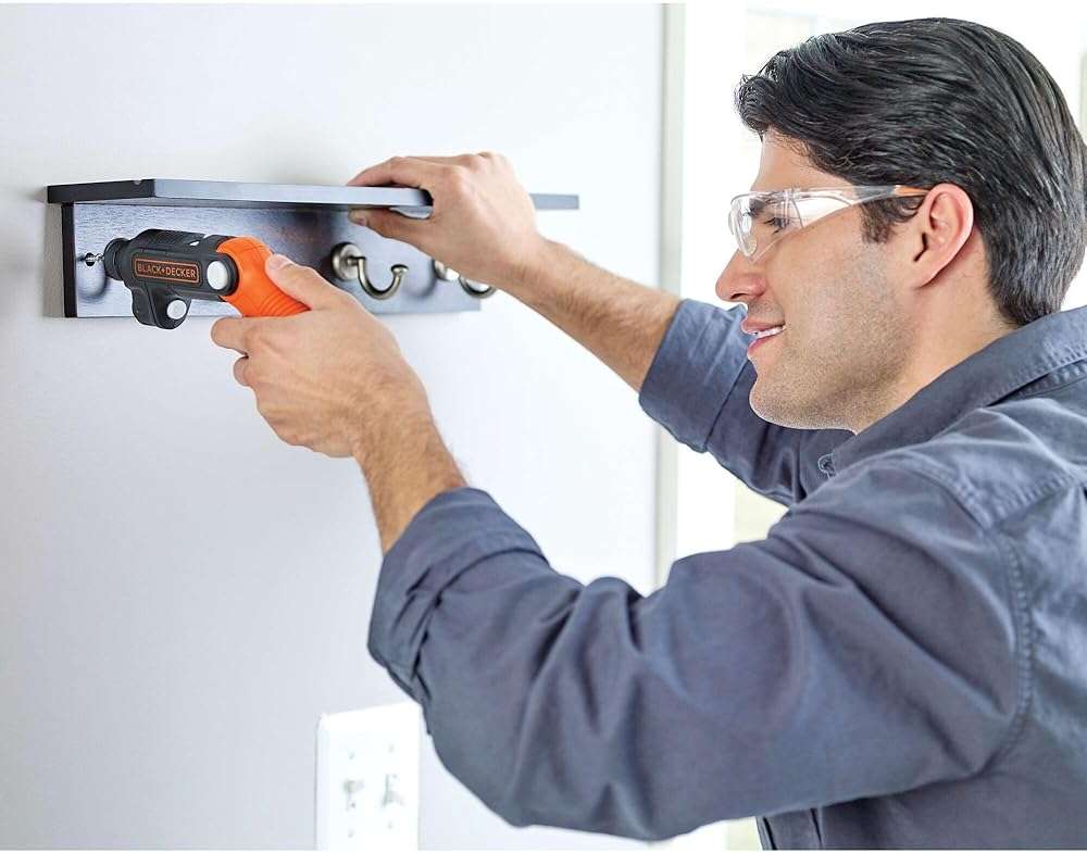 BLACK+DECKER Cordless Screwdriver with LED Light 4V MAX, Electric Screwdriver with 2 Pcs Bit Set (BDCSFL20C) - Image 17