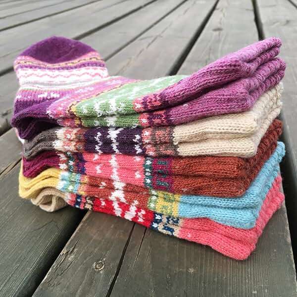 YZKKE 5Pack Womens Vintage Winter Soft Warm Thick Cold Knit Wool Crew Socks, Multicolor, free size - Image 4