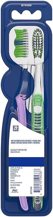 Oral-B Pro Health Fights Plaque & Tartar, 2 Count Medium Manual Toothbrush Pack, Indicator Bristles, Plaque Fighter, Gentle on Teeth - Image 4
