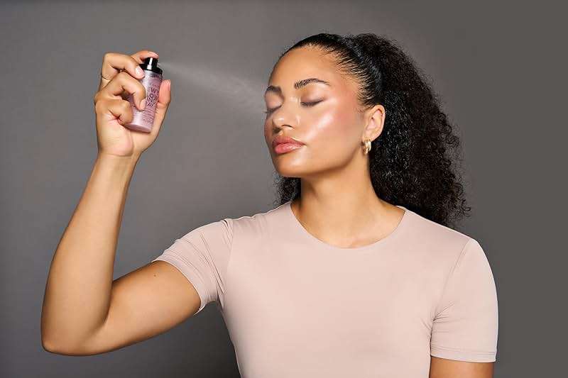 Catrice | Prime & Fine Illuminating Dewy Glow Spray | Transparent and Fast Drying Fixing Spray| Paraben Free & Vegan | Cruelty Free (Pack of 1) - Image 4