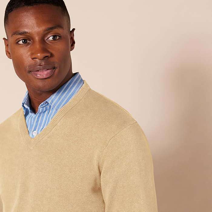 Amazon Essentials Men's Regular Fit Cotton V-Neck Pullover Sweater (Available in Big & Tall) - Image 4