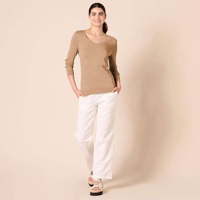 Amazon Essentials Women's Regular-Fit Lightweight Long-Sleeve V-Neck Sweater - Image 5