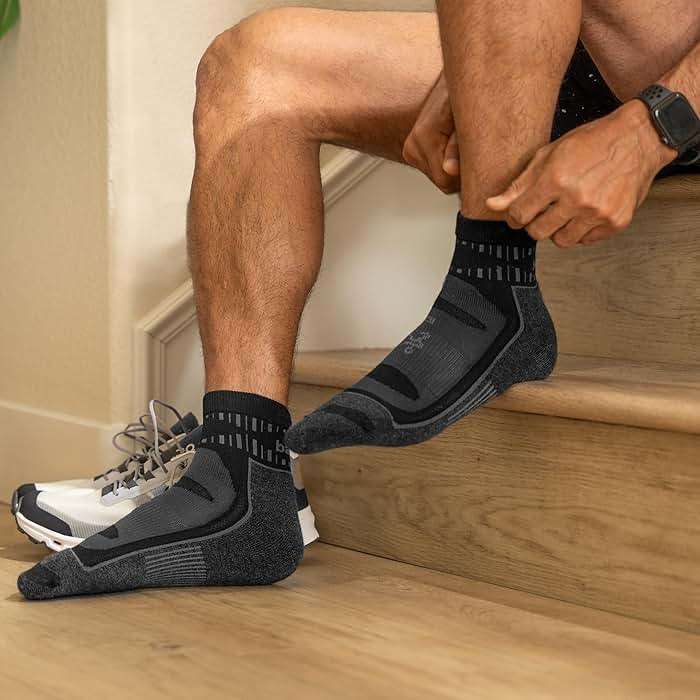 Balega Blister Resist Performance Crew Athletic Running Socks for Men and Women - Image 5