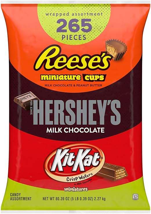HERSHEY'S, KIT KAT and REESE'S Assorted Milk Chocolate Candy Variety Bag, 80.39 oz (265 Pieces) - Image 3