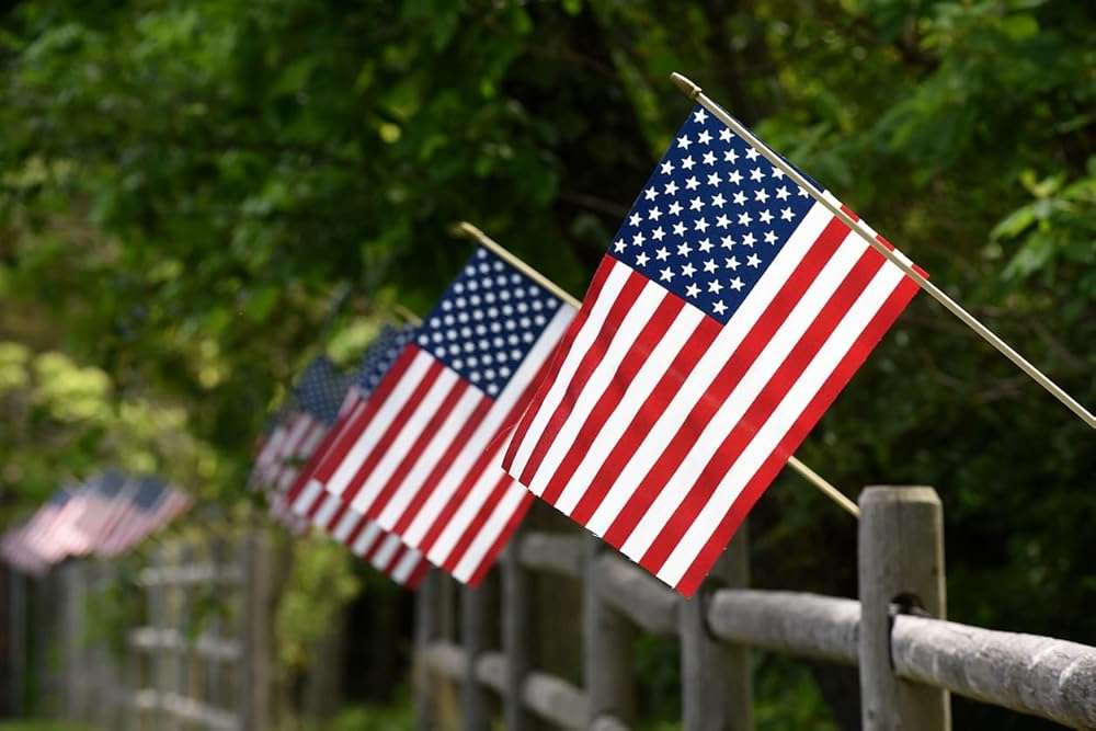 GIFTEXPRESS 24-Pack, Proudly MADE IN USA 8 x 12 Inch Spearhead Handheld American Flags on 24" Pole – Grave Marker USA Stick Flags - Image 5
