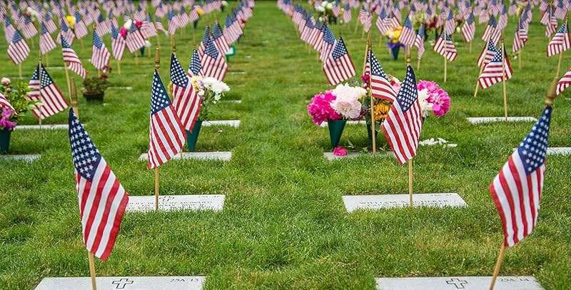 GIFTEXPRESS 24-Pack, Proudly MADE IN USA 8 x 12 Inch Spearhead Handheld American Flags on 24" Pole – Grave Marker USA Stick Flags - Image 7