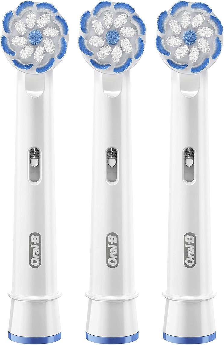 Oral-B Gum Care Replacement Brush Heads for an Oral-B Electric Toothbrush, Pack of 3 - Image 3