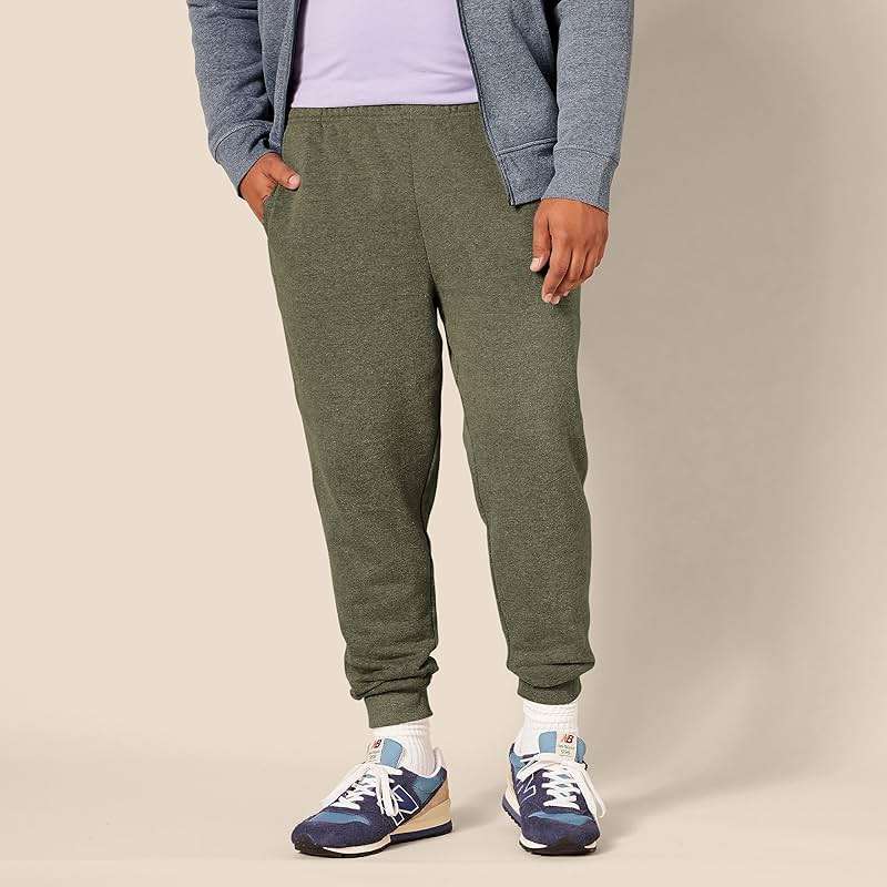 Amazon Essentials Men's Relaxed Fit Fleece Joggers Sweatpants with Drawstring Waist, Tapered Leg, Ribbed Cuffs, Brushed Interior - Image 6