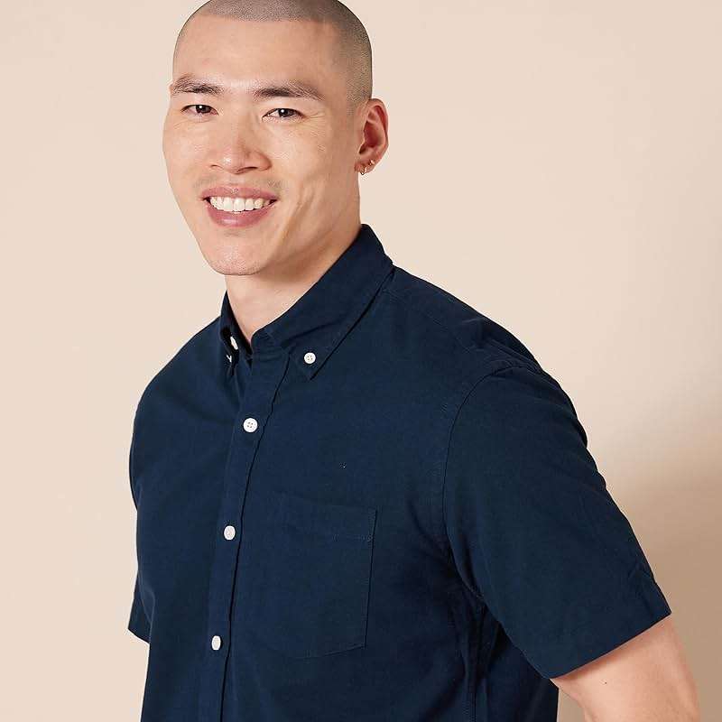 Amazon Essentials Men's Short-Sleeve Oxford Shirt with Pocket - Image 4