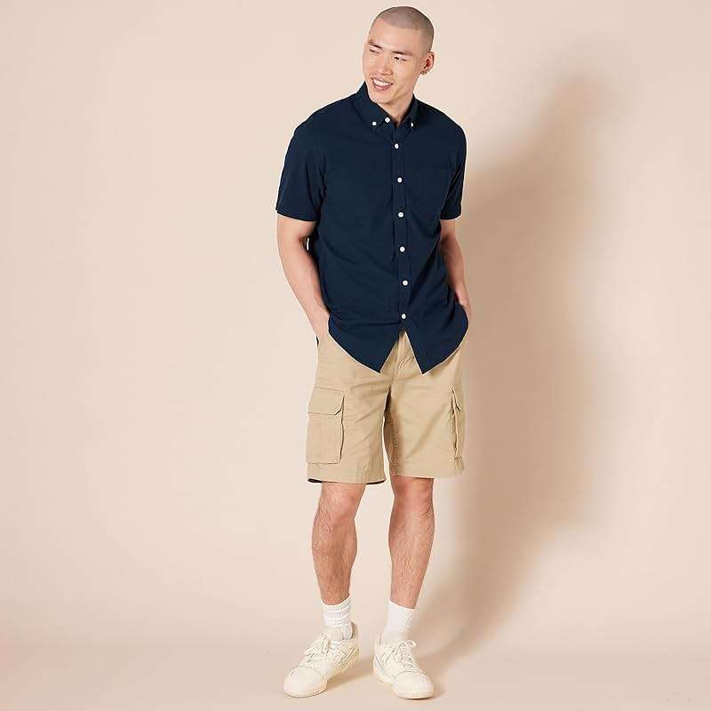 Amazon Essentials Men's Short-Sleeve Oxford Shirt with Pocket - Image 5