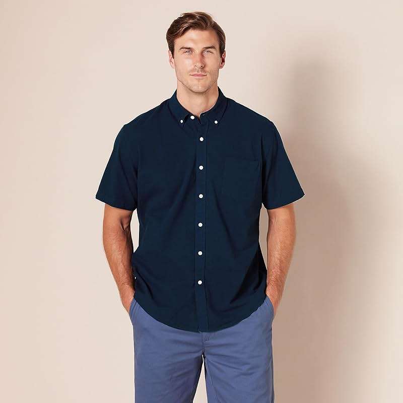 Amazon Essentials Men's Short-Sleeve Oxford Shirt with Pocket - Image 6