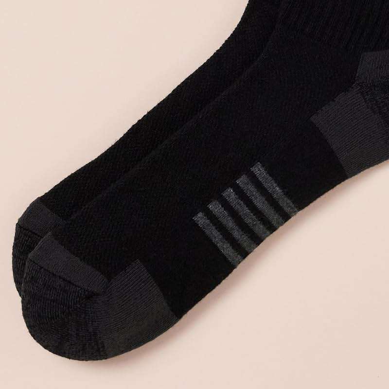 Amazon Essentials Men's Athletic Ankle Socks, Cushioned with Arch Support, Moisture Wicking - Image 3