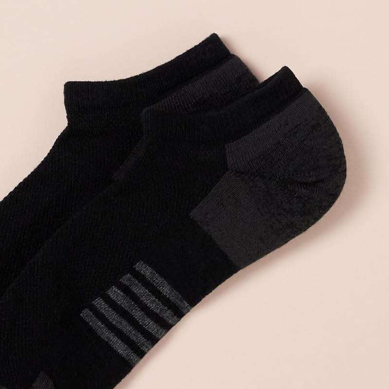 Amazon Essentials Men's Cotton Performance Cushioned No Show Athletic Running Socks, 6 Pairs, Black, 8-12 - Image 2