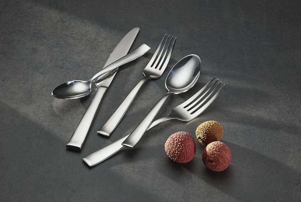 Oneida Silverware Set, Monolith 20-Piece Everyday Flatware Set, Service For 4, 18/0 Stainless Steel, Knives Spoons And Forks Sets, Dishwasher Safe, Home And Kitchen Utensils (Silver, 20 Piece) - Image 6