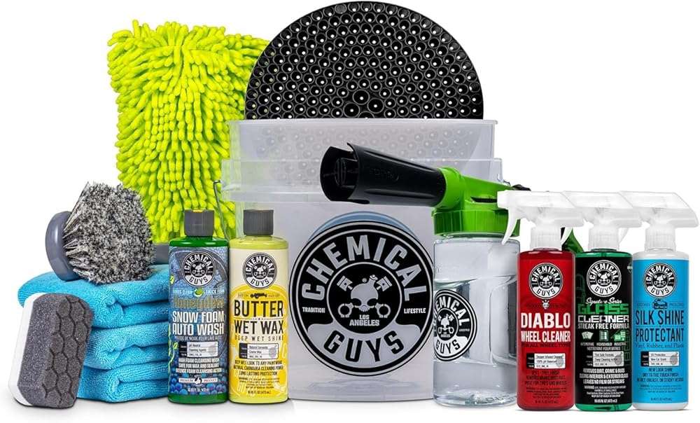 Chemical Guys Car Wash Kit 14-Pc Arsenal Builder - with Foam Blaster, Wash Bucket, Towels, Applicators, and 16 oz Soaps, Waxes, and Cleaners - Complete Car Detailing Gift Set, Works with Garden Hose - Image 8