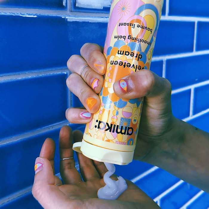 amika velveteen dream smoothing balm | tames frizzy hair, styling cream with heat protection & UV filters - Image 7