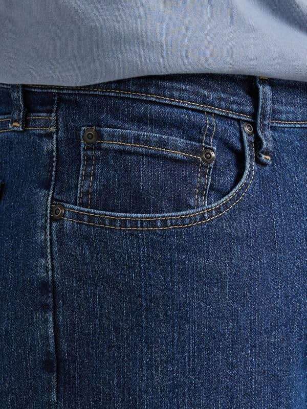 Wrangler Authentics Men's Comfort Flex Waist Relaxed Fit Jean - Image 5