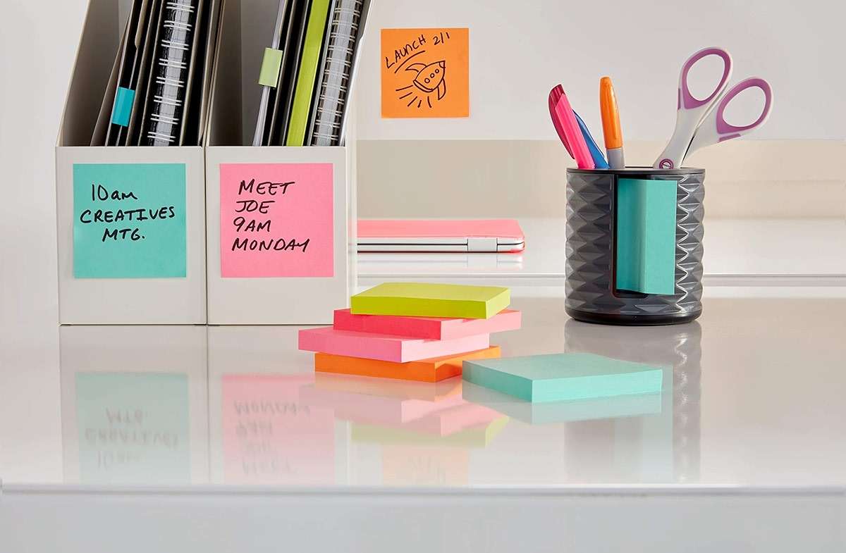 Post-it Note Dispenser, Vertical Design, Pop-Up Notes, Black with Grey Geometric Pattern, 1 Aqua Splash 3 in x 3 in Super Sticky Note Pad - Image 2