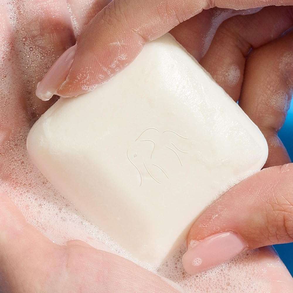 Drunk Elephant Juju and Pekee Baby Bars - With Travel-Friendly Case - 28 g/1 oz Each - Clean Clinical Skincare - Cruelty-Free - Dermatologist-Tested - Free of Essential Oils, Silicones, and Fragrance - Image 4