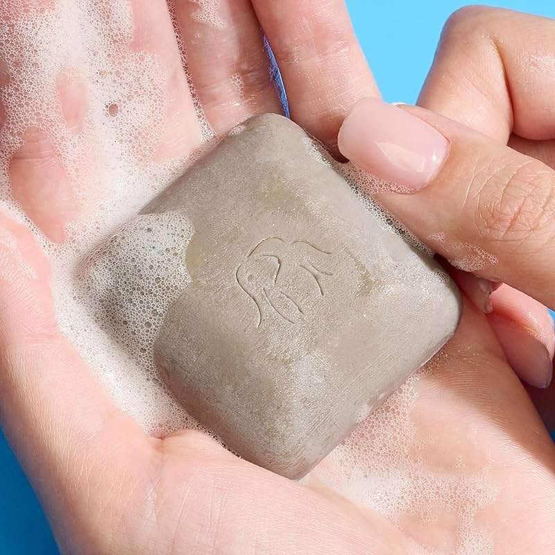Drunk Elephant Juju and Pekee Baby Bars - With Travel-Friendly Case - 28 g/1 oz Each - Clean Clinical Skincare - Cruelty-Free - Dermatologist-Tested - Free of Essential Oils, Silicones, and Fragrance - Image 5