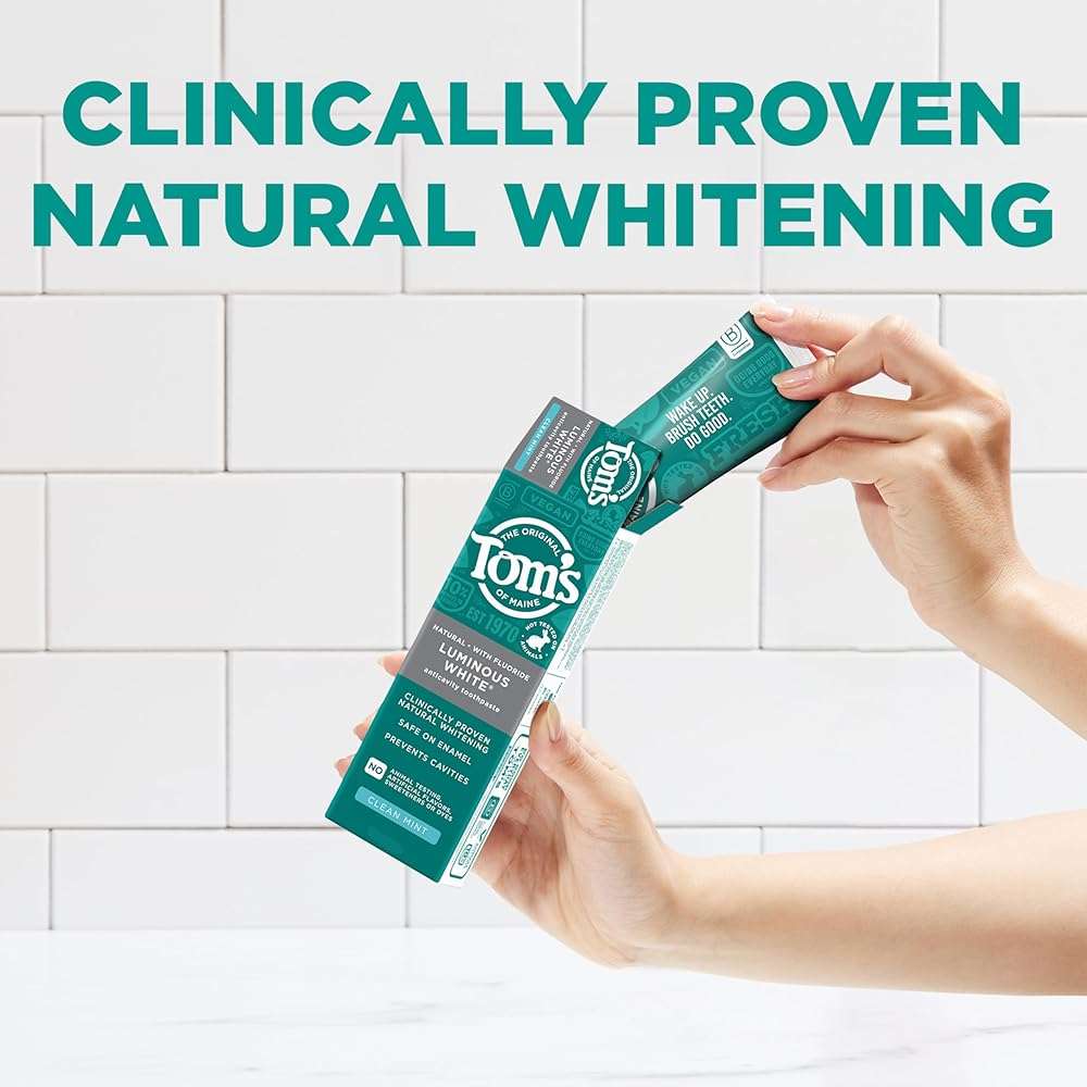 Tom's of Maine Natural Luminous White Toothpaste with Fluoride, Clean Mint, 4.0 oz. 3-Pack - Image 4