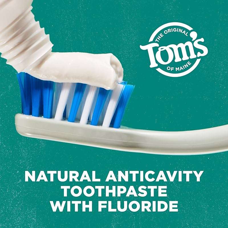 Tom's of Maine Natural Luminous White Toothpaste with Fluoride, Clean Mint, 4.0 oz. 3-Pack - Image 5