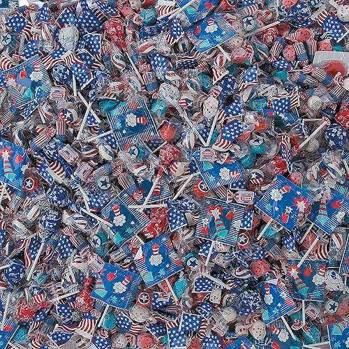 Fun Express Bulk Patriotic Candy Individually Wrapped - 1000 Pieces Premium Assorted Candy and Lollipops to Make Every Occasion Sweet - 4th of July, Memorial Day and Veteran's Day Favors - Image 1