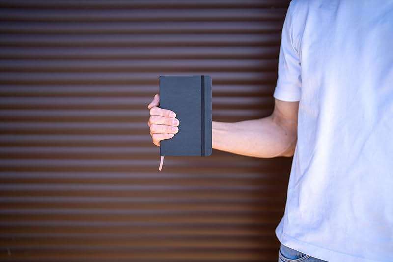 Moleskine Art Sketchbook, Hard Cover, Medium (4.5" x 7") Plain/Blank, Black, 88 Pages - Image 2