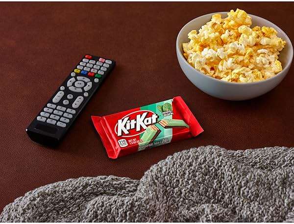 KIT KAT DUOS Dark Chocolate Mint Wafer Candy Bars, 1.5 oz (24 Count) - Image 7
