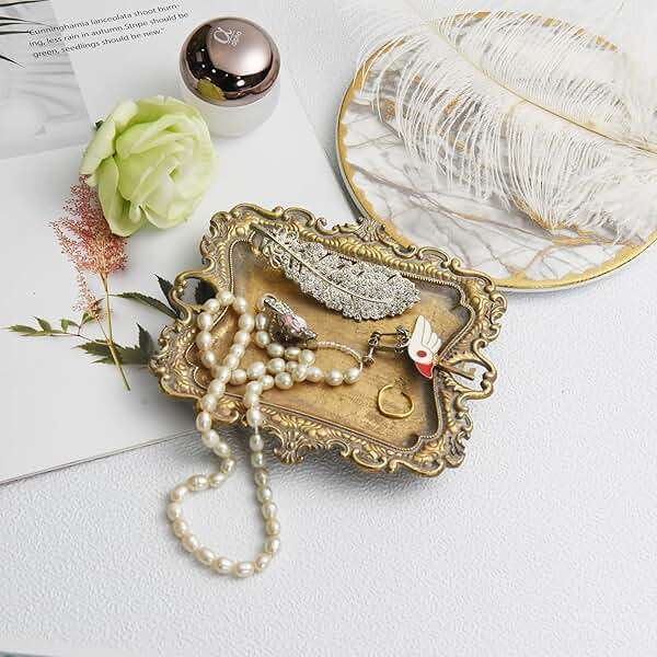 Funly mee Small Antique Trinket Dish Vintage Gold Metal Jewelry Tray, Ring Holder-5.3 x 3.5 x 1.2 inches - Image 2