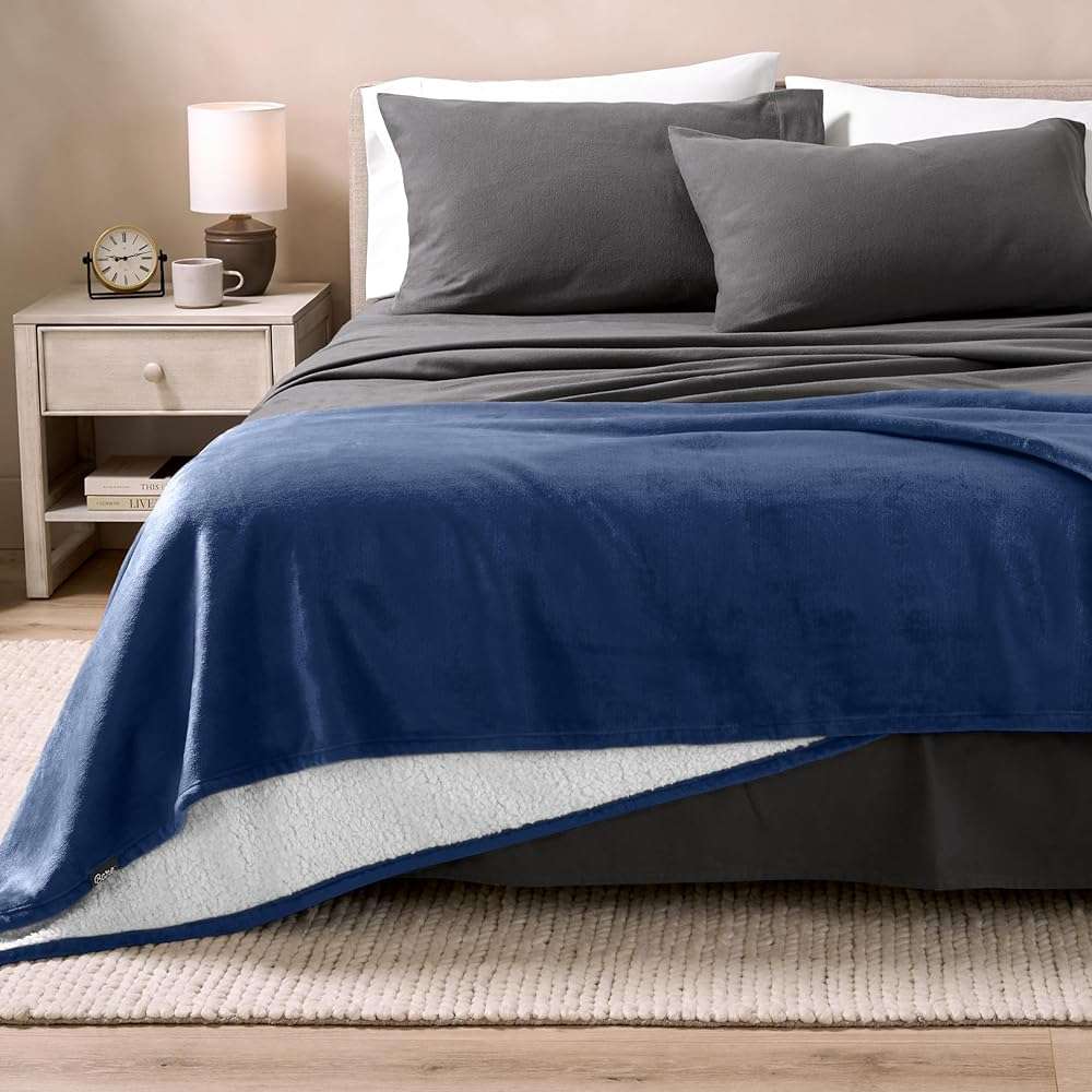 Bare Home Sherpa Fleece Blanket - Twin/Twin Extra Long - Blanket for Bed, Sofa, and Couch - Warm & Lightweight - Fluffy & Soft - Reversible (Twin/Twin XL, Dark Blue) - Image 2
