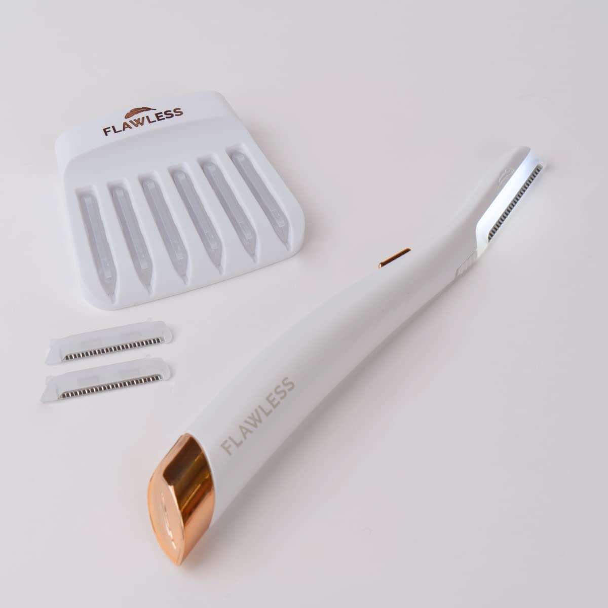 Finishing Touch Flawless Dermaplane Glo Lighted Facial Exfoliator - Non-Vibrating and Includes 6 Replacement Heads, White/Rose Gold - Image 2