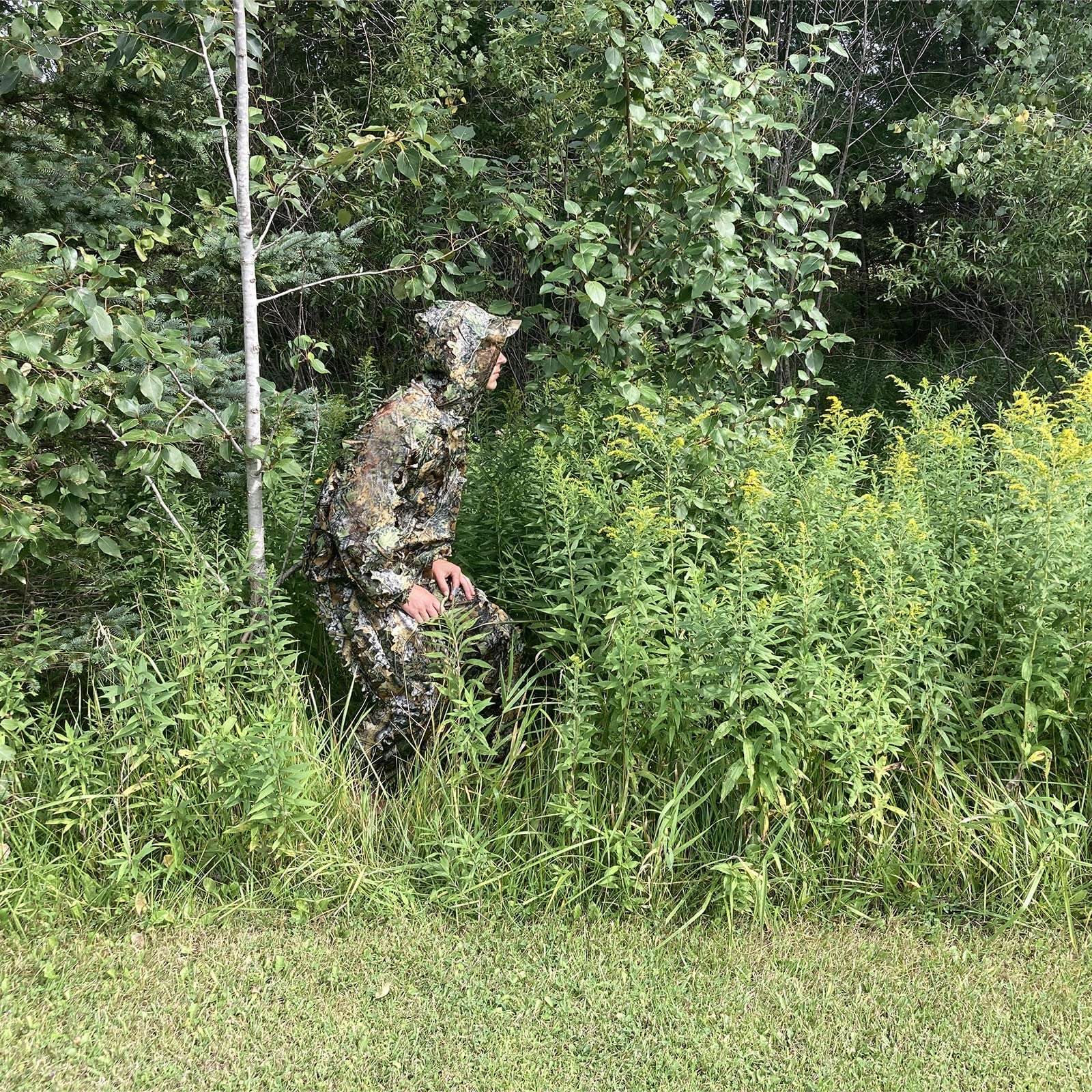 Runpon Ghillie Suit Outdoor Leafy Suit for Hunting Super Lightweight Hooded Camouflage Including Clothes Gloves Face Mask and Bag - Image 7