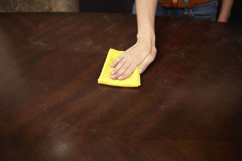 Guardsman Wood Furniture Dusting Cloths - 1 Pre-Treated Cloth - Captures 2X The Dust of a Regular Cloth, Specially Treated, No Sprays or Odors - 462100, Pack of 6 - Image 5