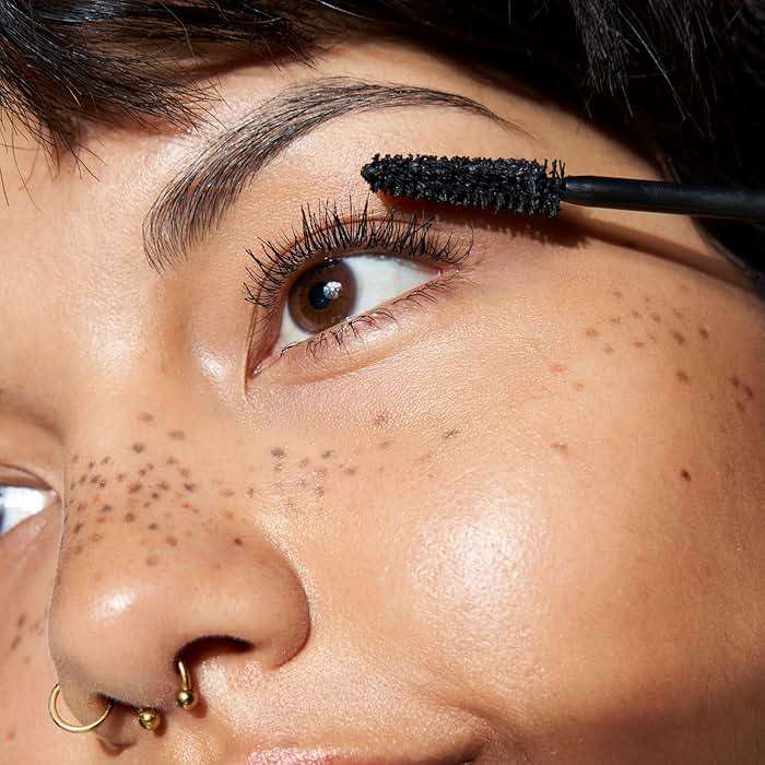essence | Lash Princess False Lash Effect Mascara (3 Pack) | Smudgeproof Volume & Length | Cruelty Free & Paraben Free - Image 5