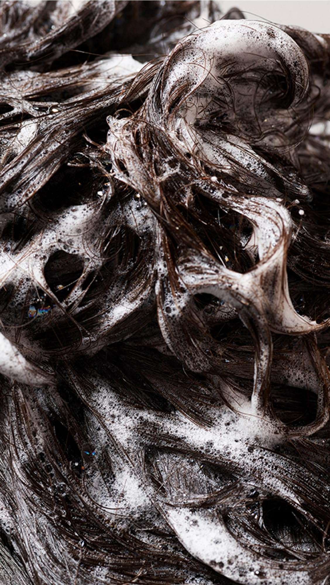 Oribe Gold Lust Repair & Restore Shampoo - Image 6