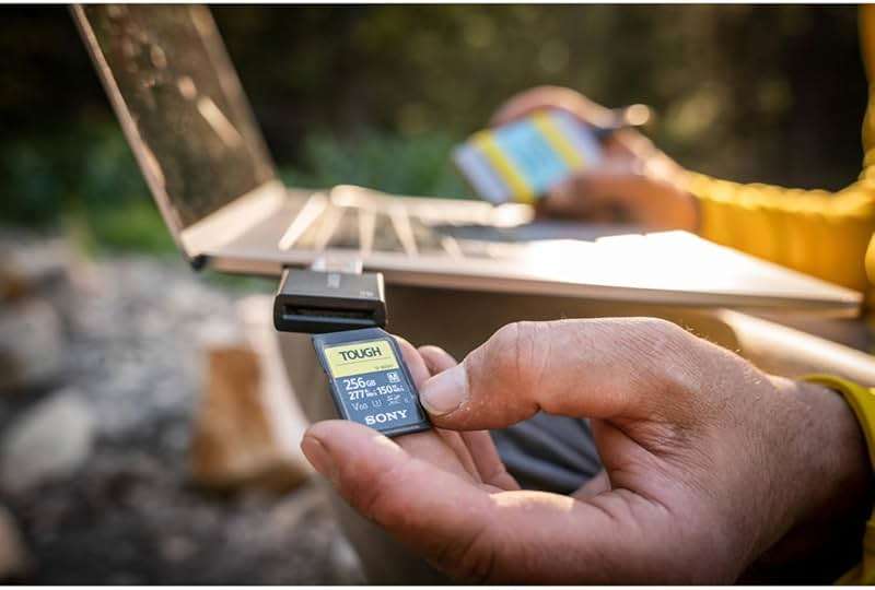 Sony TOUGH-M series SDXC UHS-II Card 128GB, V60, CL10, U3, Max R277MB/S, W150MB/S (SF-M128T/T1) - Image 2